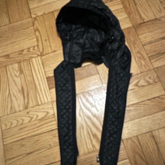 Small Lulu Lemon mixed media jacket with detachable hood - black - Picture 7 of 8